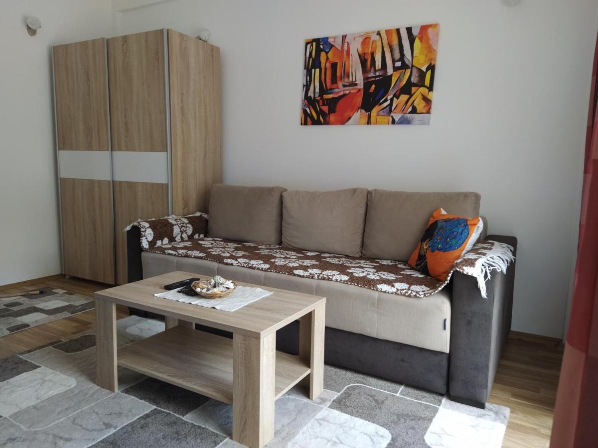 מוורובו Andrey Apartment מראה חיצוני תמונה